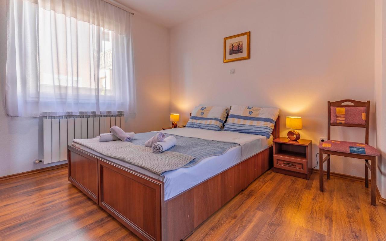 Apartment Istriensonne - Veruda Mit Grillterrasse *