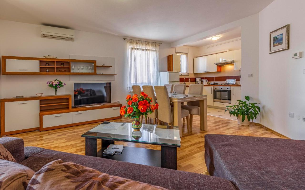 Istriensonne - Veruda Mit Grillterrasse Apartment *