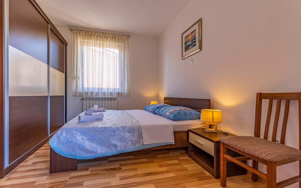 Istriensonne - Veruda Mit Grillterrasse Apartment *