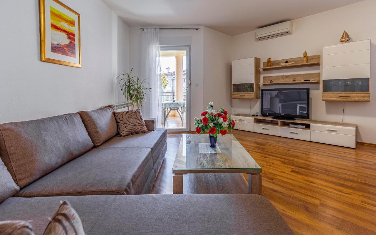 Apartment Istriensonne - Veruda Mit Grillterrasse Pula